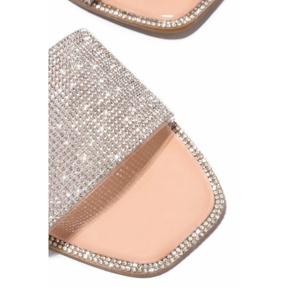 𝙉𝙚𝙬 𝙄𝙣!💍💎Deluxe Rhinestone Sandal - NUDE - Picture 5 of 7